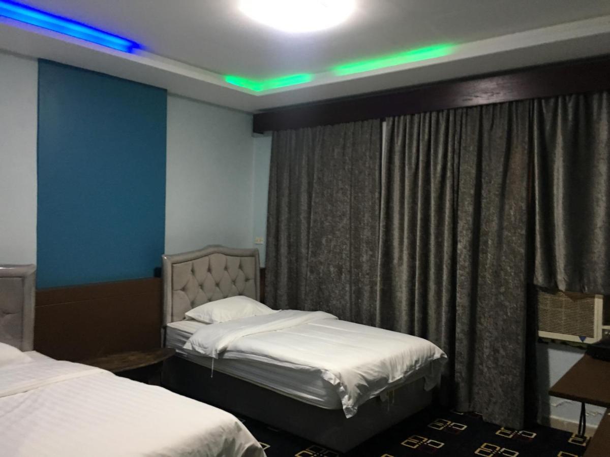 دار العزاب - عزاب فقط Aparthotel Jeddah Exterior photo